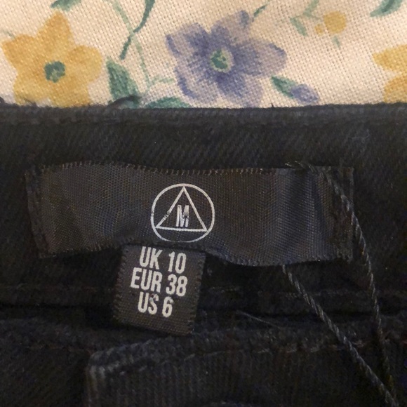 Missguided NWT black a line denim mini skirt - Picture 4 of 4